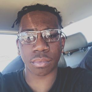 Meet your Posher, Joshua